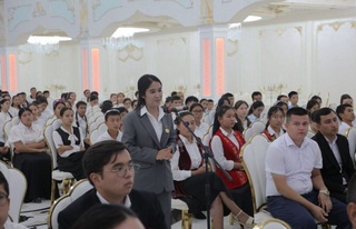 Жаслар айлығы шеңберинде ушырасыўлар өткерилди