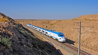 АБР предоставляет заем на модернизацию железнодорожных сетей Узбекистана