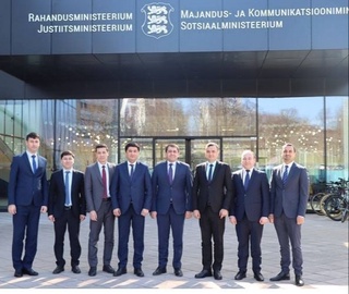 Коррупцияга қарши курашишда Эстония ва Финляндия тажрибаси ўрганиляпти