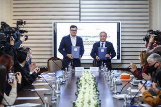 Туризмни ривожлантириш давлат қўмитаси ва Ўзбекистон халқаро ислом академияси ўртасида икки меморандум имзоланди