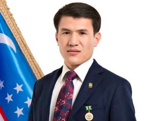 Собиқ депутат, блогер Қобул Дўсовга суд ҳукми ўқилди