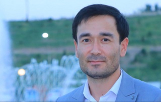 Хонанда Дилмурод Далиев ўзи билан бирга яшаб юрган 31 ёшли аёлни нима сабабдан ўлдиргани очиқланди