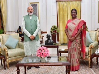 Ҳиндистон Бош вазири истеъфога чиқди