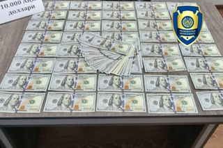 Jizzaxda fuqaroni Meksika chegarasi orqali AQSHga yuborishni vaʼda qilgan firibgar ushlandi