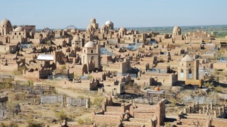 108 ta madaniy meros obyektida 147 ta noqonuniy qurilma aniqlandi