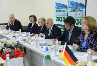 «Германия – Марказий Осиё» парламент гуруҳи вакиллари билан «Тараққиёт стратегияси» марказида учрашув бўлиб ўтди