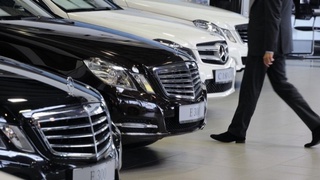 Сколько должен стоить автомобиль чиновника?