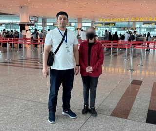 Дипломаты Узбекистана оказали помощь соотечественнице, попавшей в сложную жизненную ситуацию в Пакистане