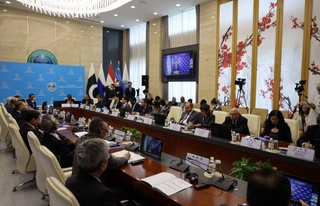 Ўзбекистон ТИВ раҳбари «ШҲТ: ўтмиш, бугун, келажак» мавзусидаги давра суҳбатида иштирок этди