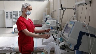 Вирусолог сообщил о новых симптомах у зараженных «дельта»-штаммом коронавируса