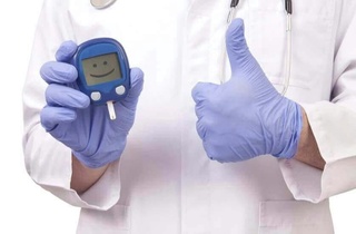 Qandli diabeti bor bemorlarga tish uchun implant qoʻyish mumkinmi?