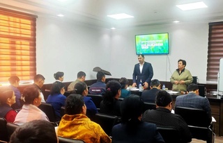 Жәбирленген адамлар менен бирге ислесиў усыллары үйретилди