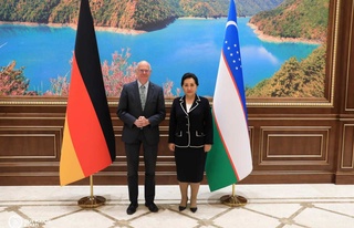 Сенат Төрағасымен  Конрад Аденауэр қоры басқармасының төрағасымен ынтымақтастық мәселелерін талқылады