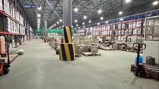 В Ташкенте на складе обнаружены крупные партии просроченных алкогольных и безалкогольных напитков