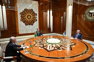 "O‘zbekiston - Turkmaniston - Ozarbayjon" formatida uch tomonlama uchrashuv bo‘lib o‘tdi