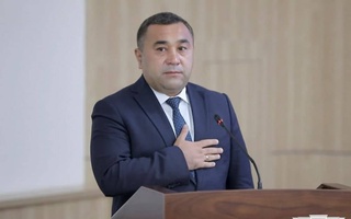 Состоялась внеочередная сессия Алмазарского районного Кенгаша народных депутатов