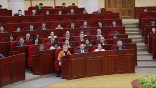 Bosh vazir nomzodini koʻrib chiqish Qonunchilik palatasi vakolatiga oʻtkazilmoqda