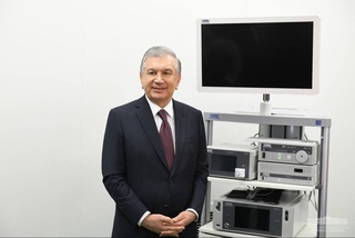 Shavkat Mirziyoyev visits a multidisciplinary clinic