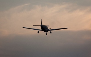 Австралияда самолёт ҳалокатга учради: оқибатда икки киши ҳалок бўлди