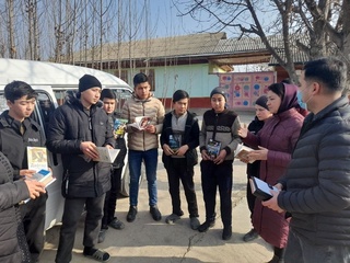 Экспресс  кутубхона китобхонларнинг ҳам вақтини, ҳам нақдини тежаяпти