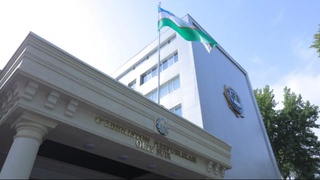 Блогер Кабул Дусовнинг озодликни чеклаш жазоси озодликдан маҳрум қилиш жазосига алмаштирилди