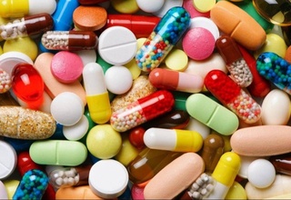 Dorilar reklamasi mutaxassislar maslahatini olish haqidagi ogohlantirish bilan birga berilishi lozim