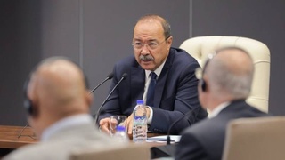Премьер-министр Узбекистана встретился с представителями международных ICT-компаний