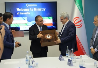 Eron vitse-prezidenti “Inno” texnoparkiga tashrif buyurdi