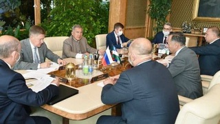 Президент Татарстана встретился с делегацией Узбекистана