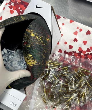 Regbi koptogiga yashirilgan gashish fosh etildi