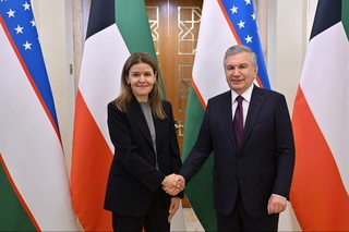 Президенти Ӯзбекистон раиси ширкати «Agility Logistics»-ро қабул кард