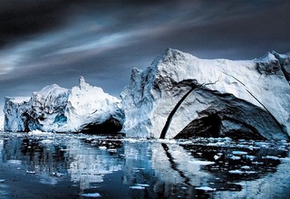 Гренландияда илиқ шамоллар туфайли музларнинг эриши тезлашмоқда