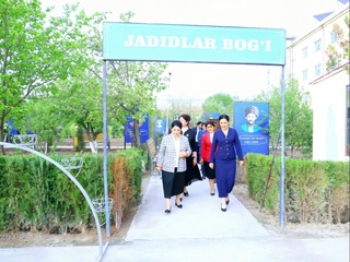 Ma'rifatli ayollar uchrashuvi