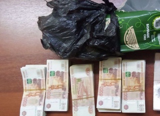 Шарбат қутисига яшириб, олиб чиқиб кетилаётган 3 млн рубль фош этилди