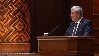 Совершенствуются правовые основы деятельности парламента и политических партий