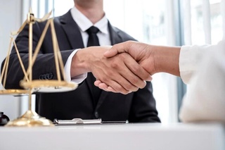 Замонавий юрист ким?