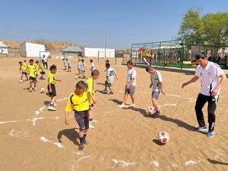 Как сельскому мальчишке стать звездой футбола?