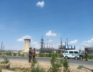 "Navoiazot" atmosferaga meʼyoridan koʻp tashlanmalar chiqargani aniqlandi