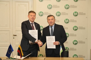 Өзбекстанда Литва ушын айдаўшы ҳәм автомеханиклер оқытылады