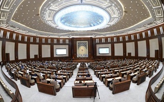 В ходе первого дня пленарного заседания сенаторами рассмотрено семь вопросов, в том числе шесть законов