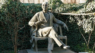 О памятнике и доме-музее Гафура Гуляма позаботятся юристы