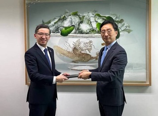 The new ambassador of Uzbekistan presented copies of credentials to the South Korean Foreign Ministry