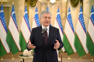 «Денгиздан узоқмиз, лекин ёшлар билими бизга кўприк бўлади» — Шавкат Мирзиёев