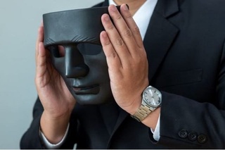 “Вариант”га олинган автомашинани бошқа бир шахсга сотган фуқародан жиноий жарима ундирилди