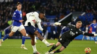 «Тоттенхэм» в добавленное время вырвал победу у «Лестера»