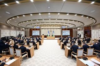 Vazirlik va hokimliklar ishidagi muammolar tahlil qilindi