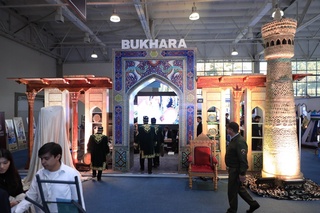 Buxorolik tadbirkorlar xalqaro turizm yarmarkasining birinchi kunida 14 mln dollarlik kelishuvlarga erishdi