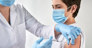 ZF-UZ-VAC2001 vaksinasi oraligʻidagi katta interval “Omikron” shtammidan himoya qiladi