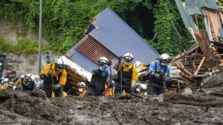 Японияда кўчки юз берди: талафотлар кўп