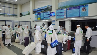 Noqonuniy yoʻl bilan hajga borganlar Saudiyadan deportatsiya qilinadi